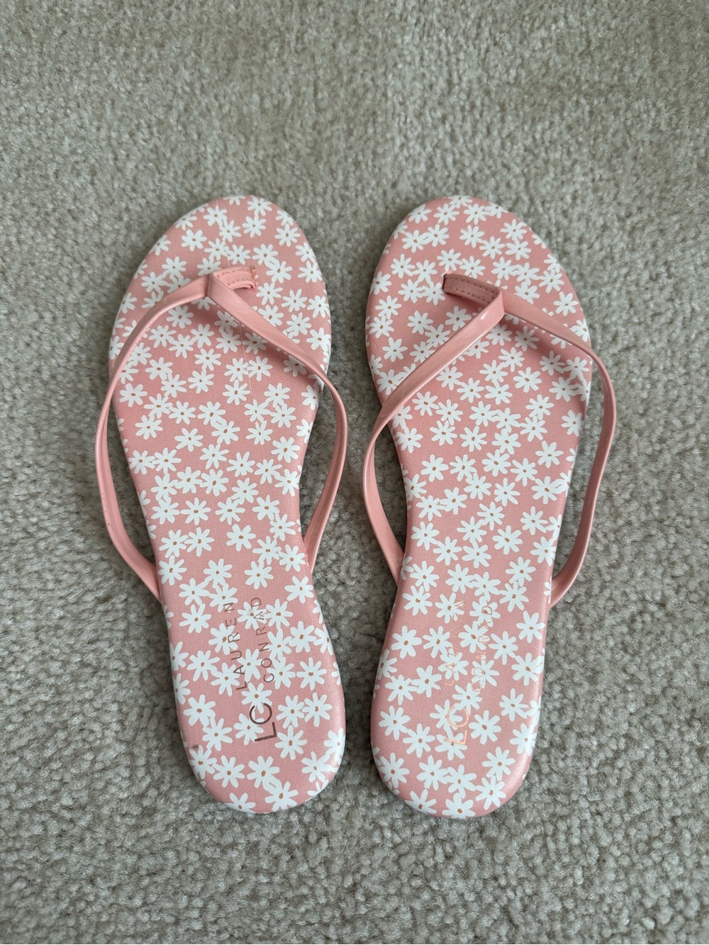 Lauren Conrad Floral Flip Flops (8)